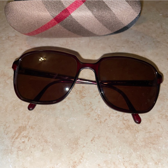 VERY RARE VINTAGE BURBERRY SUNGLASSES - Picture 6 of 6